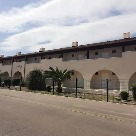 L Hacienda - 4 A 5 Personnes Proche Et Port - Parking Daire *
